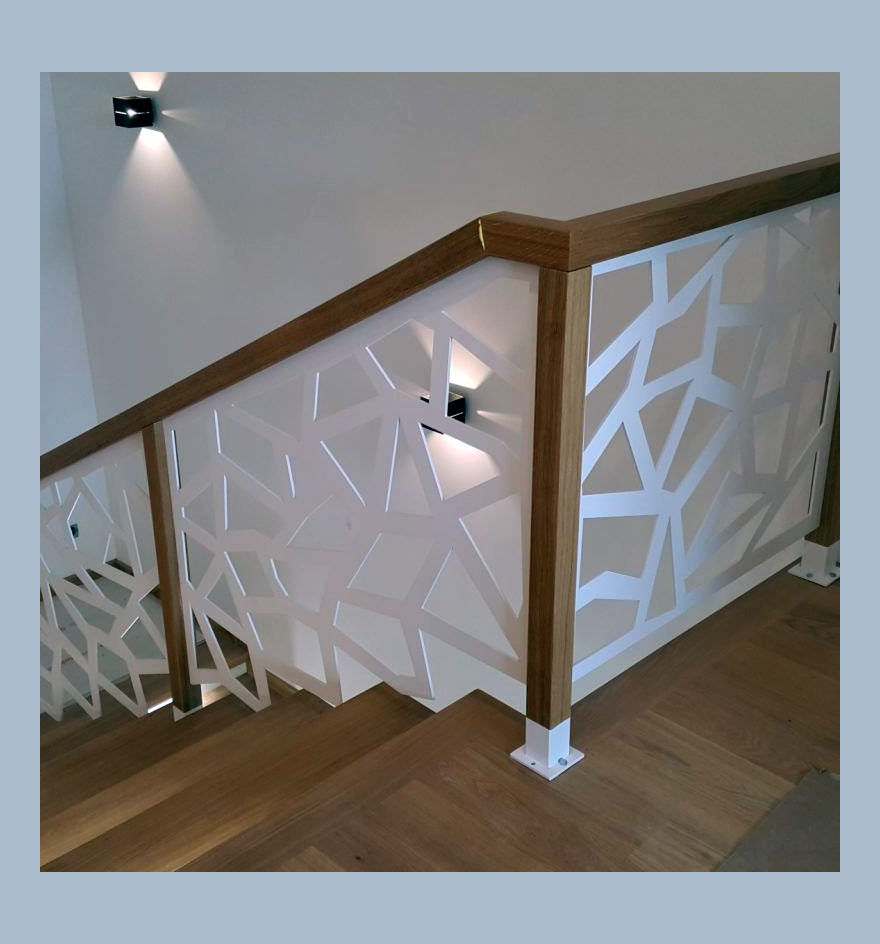 Перила деревянные для лестниц