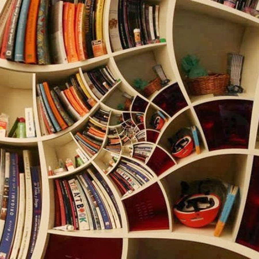Креативный книжный шкаф