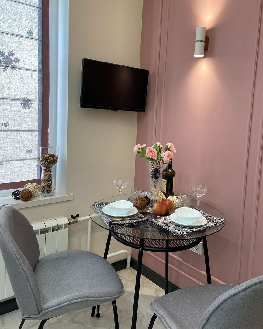 Полукруглый стол на кухню