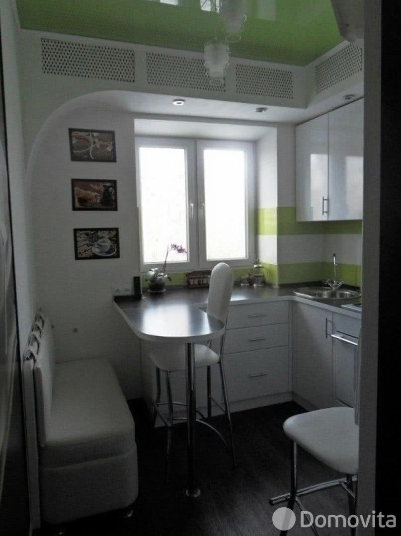 Обеденная зона на кухне в хрущевке