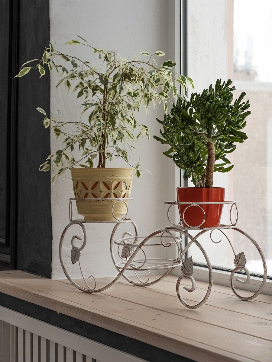 Подставка для цветов на окно