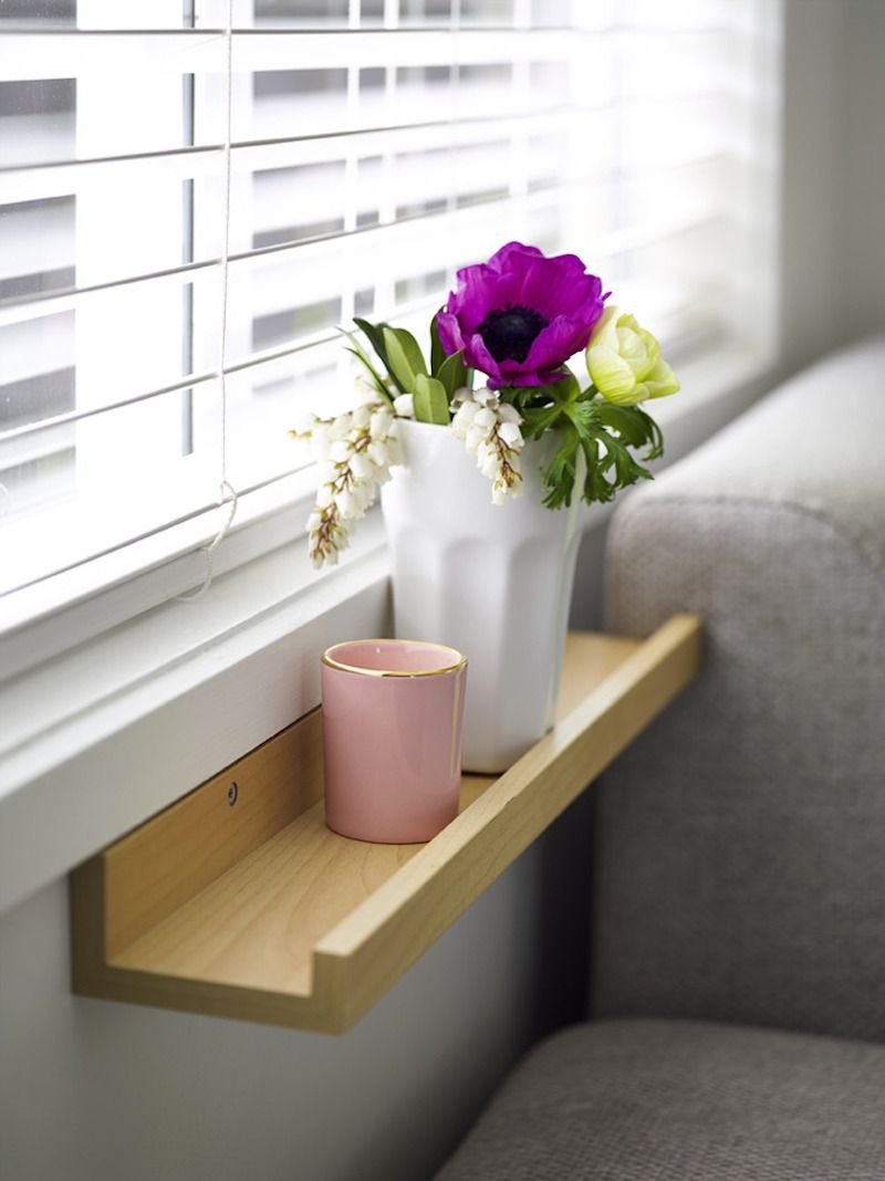 Стеллаж для цветов на подоконник