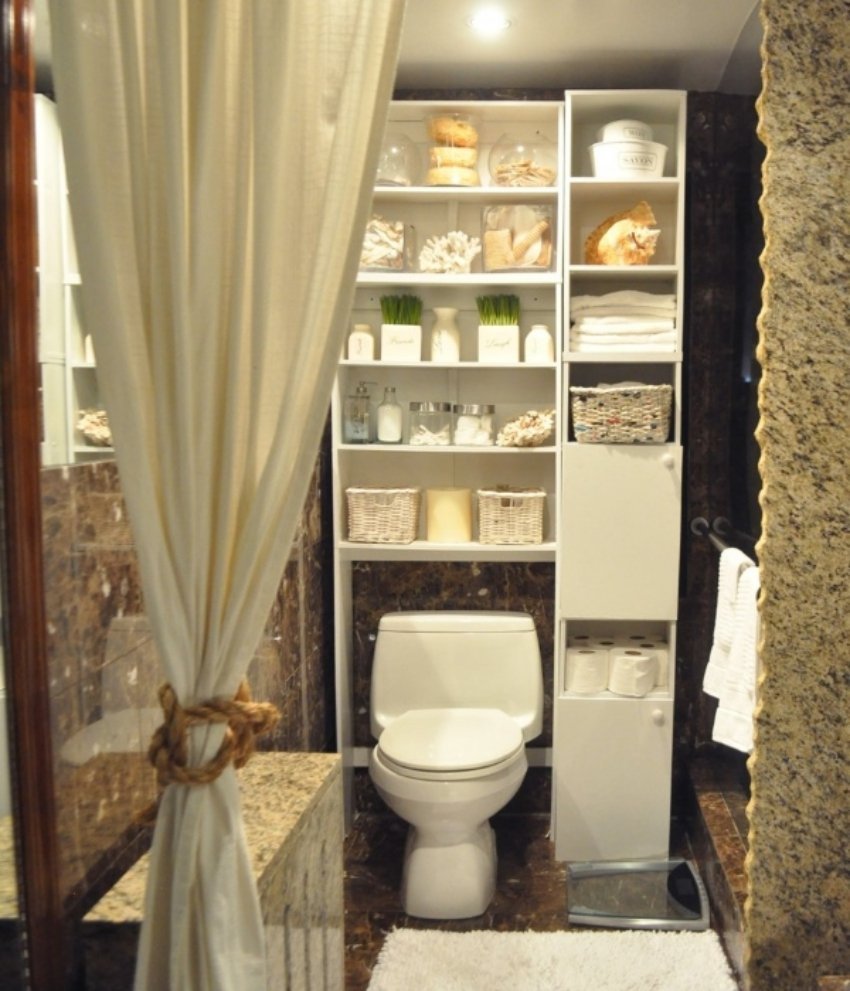 Полки в туалете