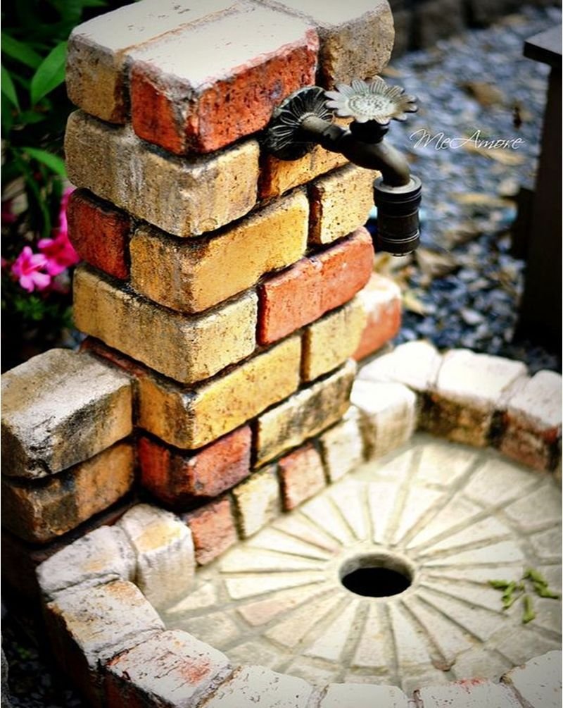 Уличный умывальник из камня