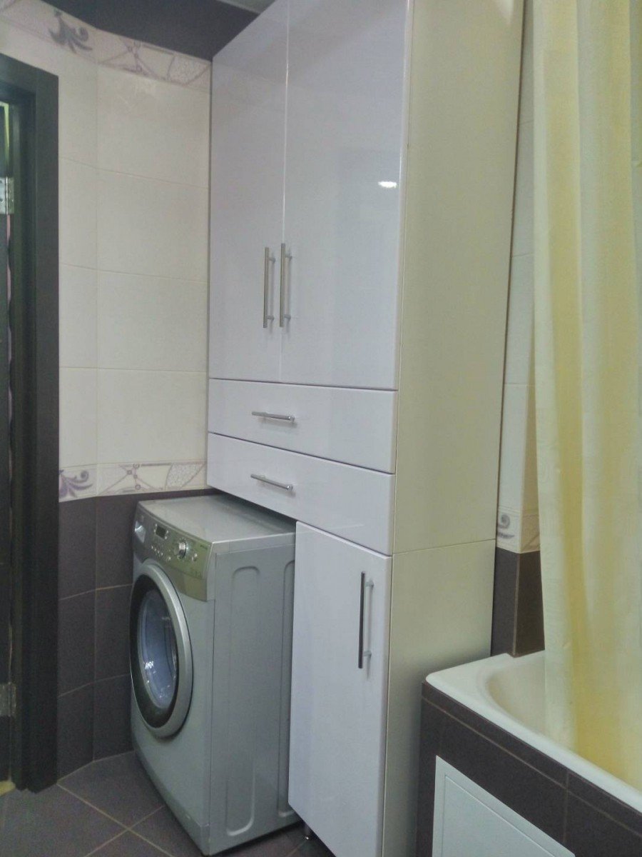 Шкаф в ванную над стиральной машиной