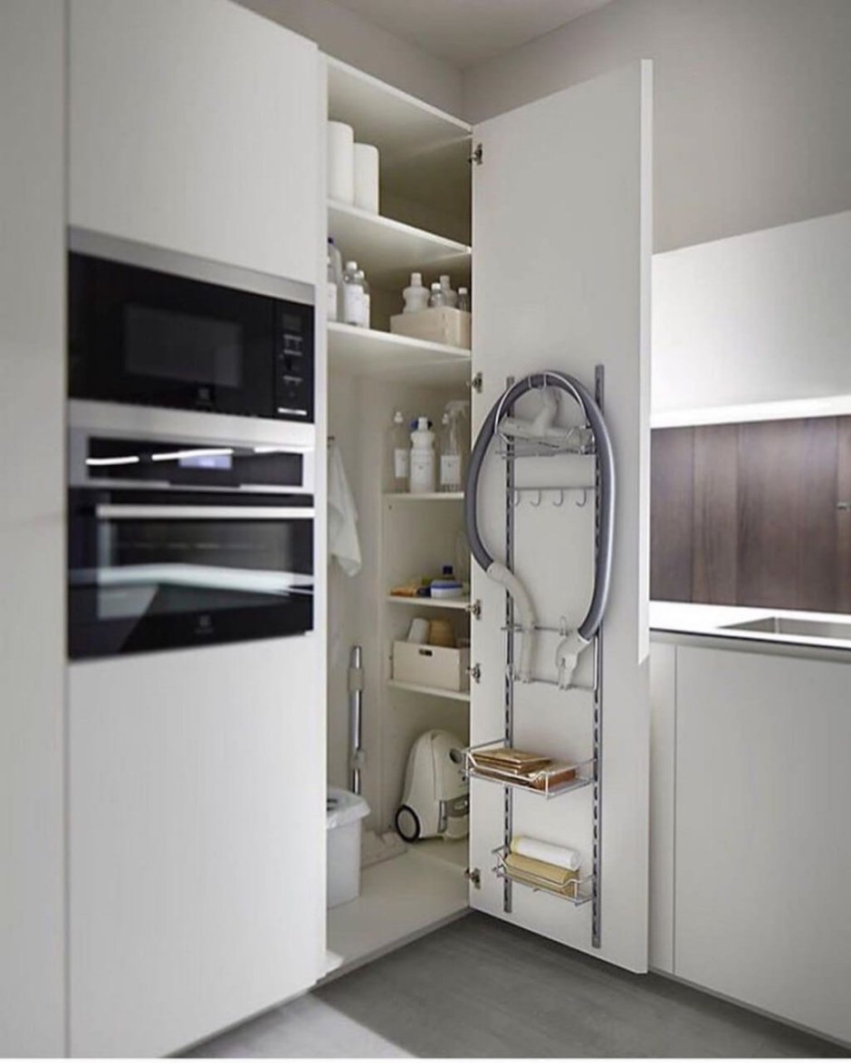 Мини кладовка на кухне