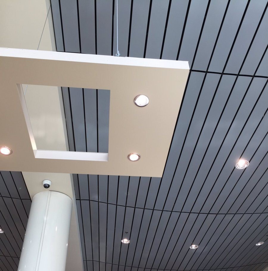 Реечные потолки в ванную монтаж