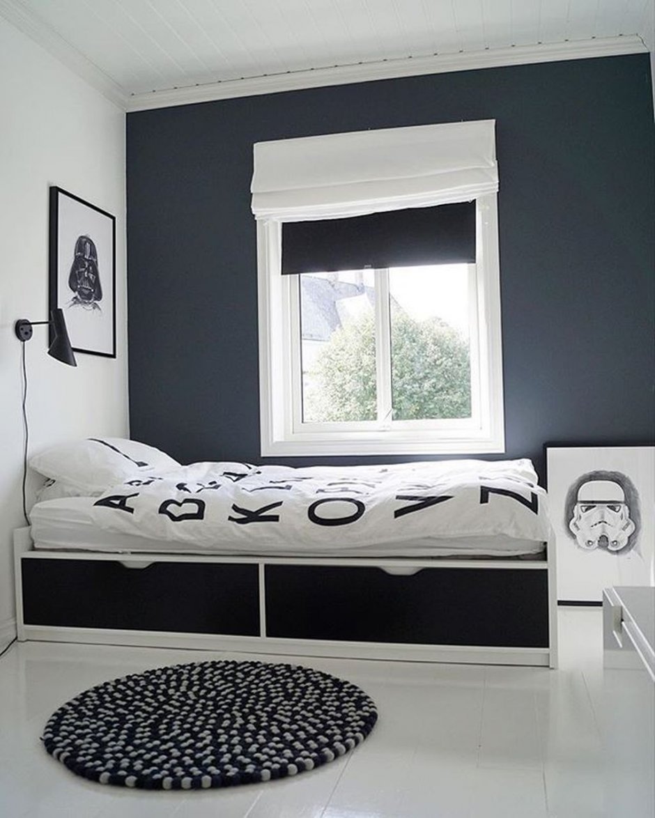 Черно белая комната для подростка