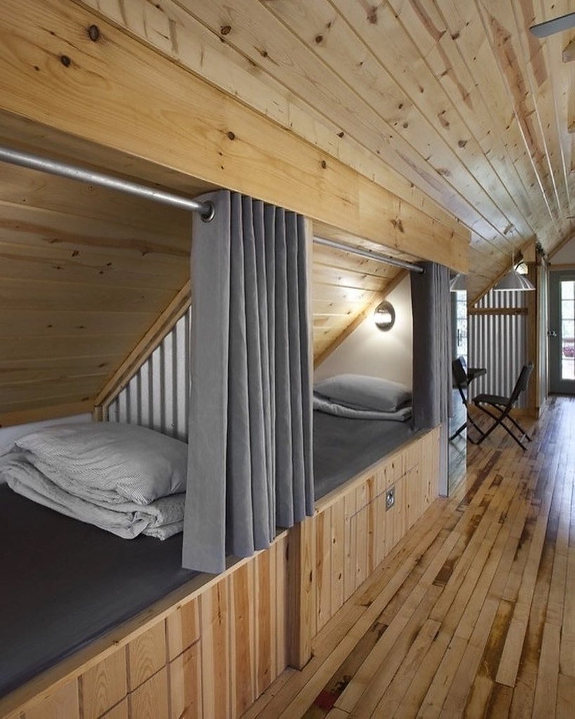 Спальное место на мансарде