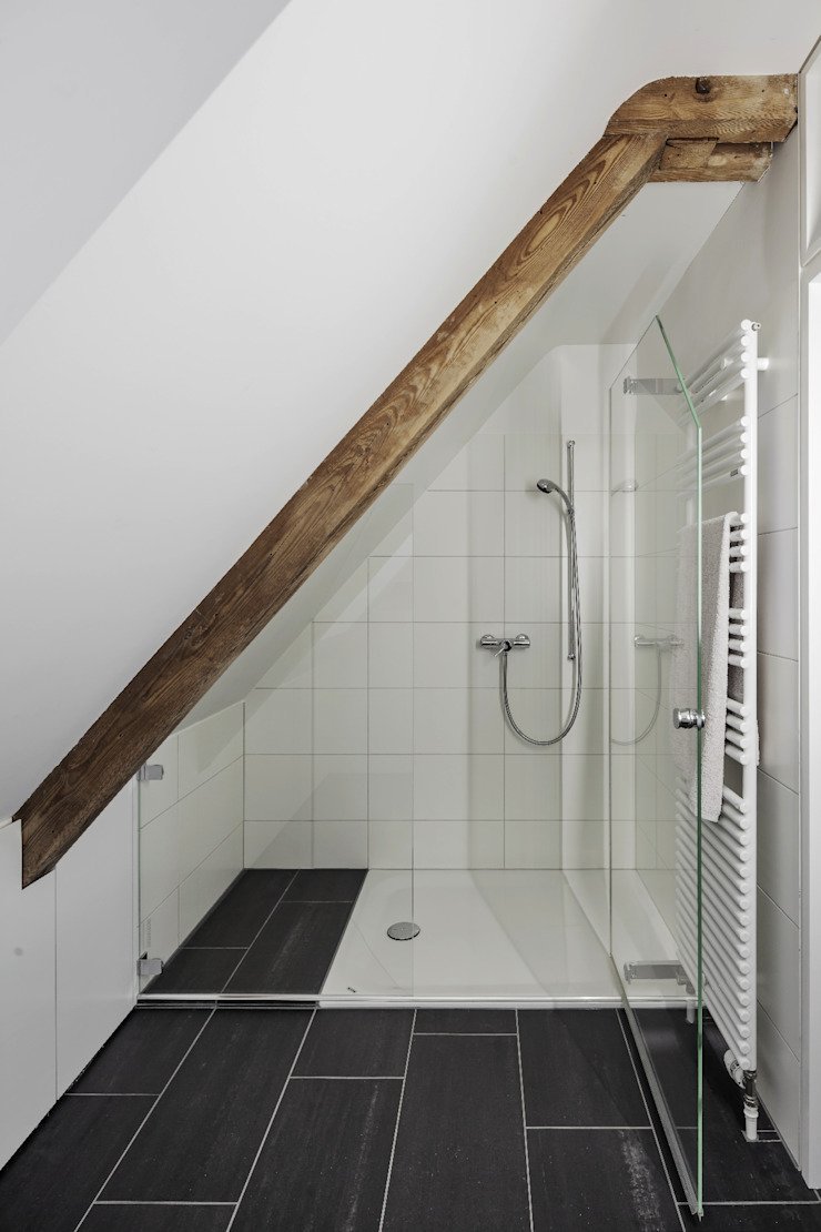 Ванная комната на мансардном этаже