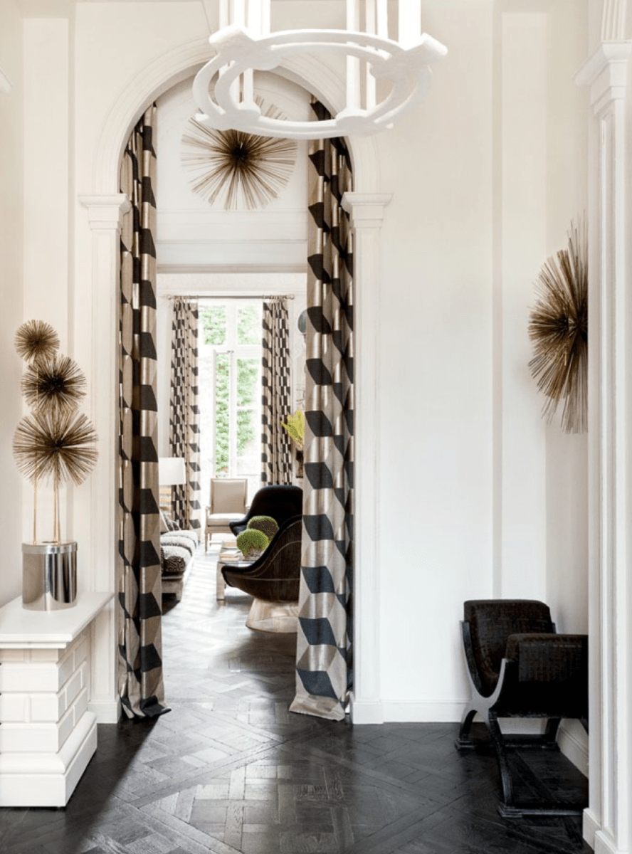 Шторы на межкомнатные проемы