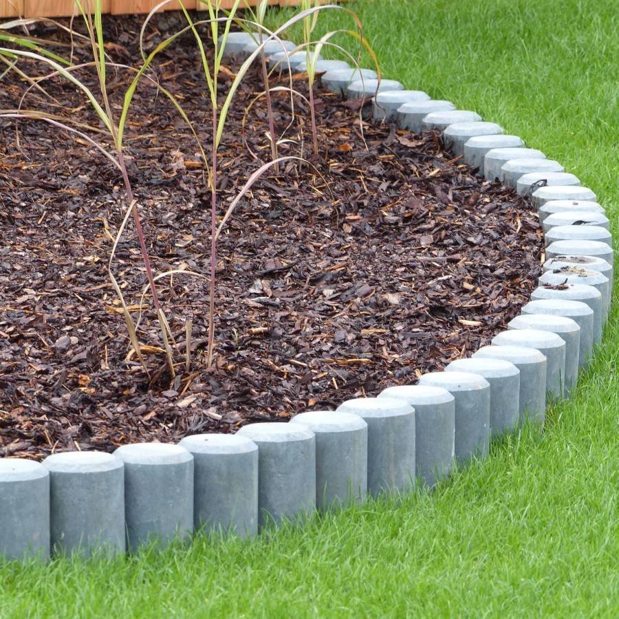 Старый бордюр