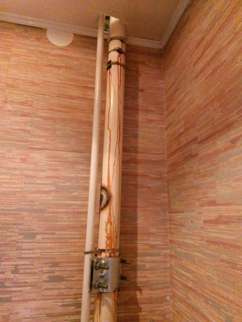 Интерьер с деталями в ванной