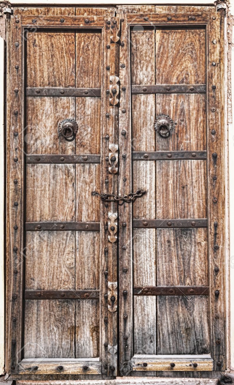 Дверь дерево старинная
