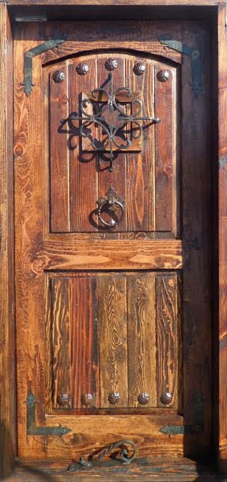 Деревянные двери под старину