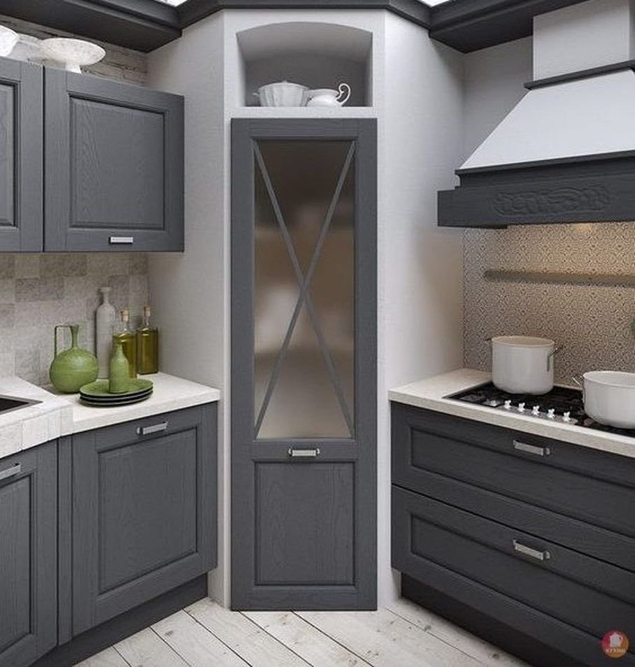 Узкий шкаф на кухню