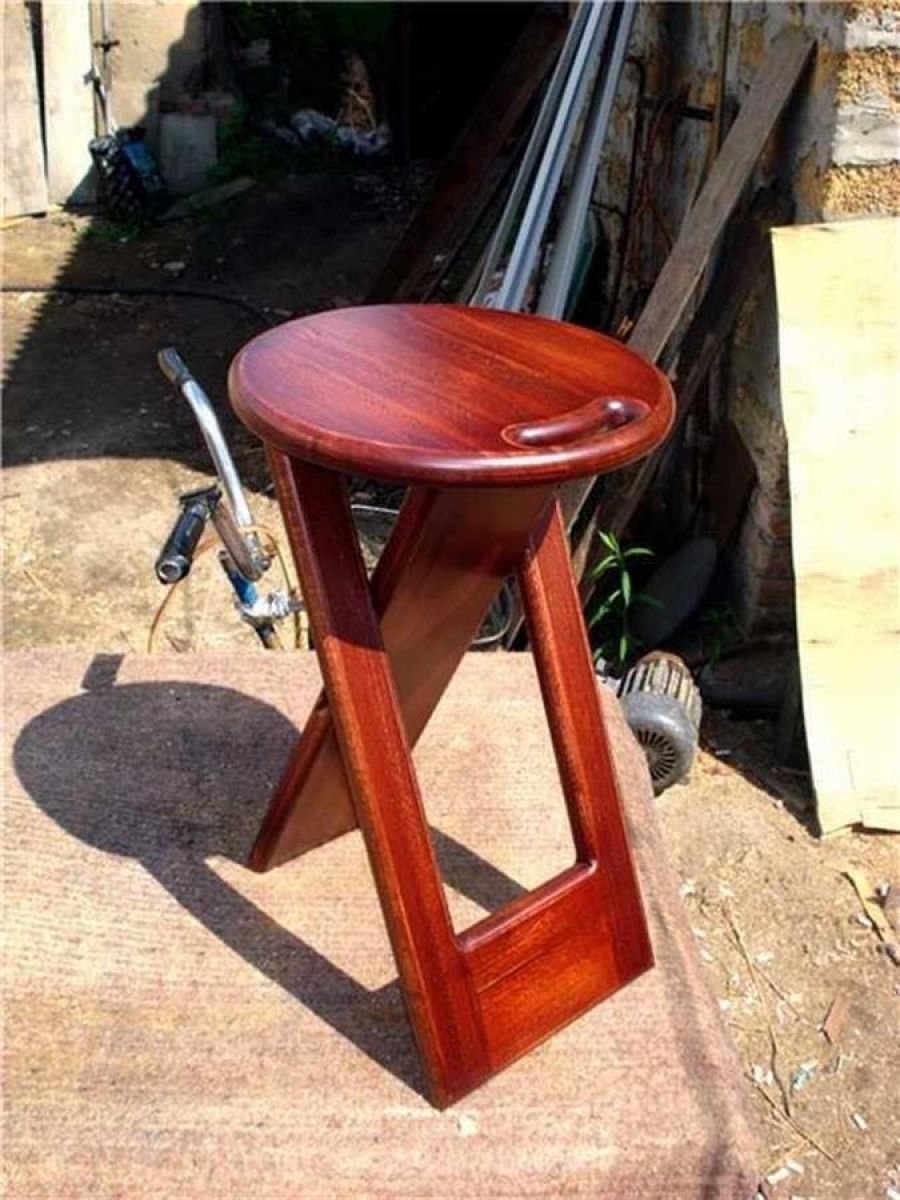 Барный стул из фанеры