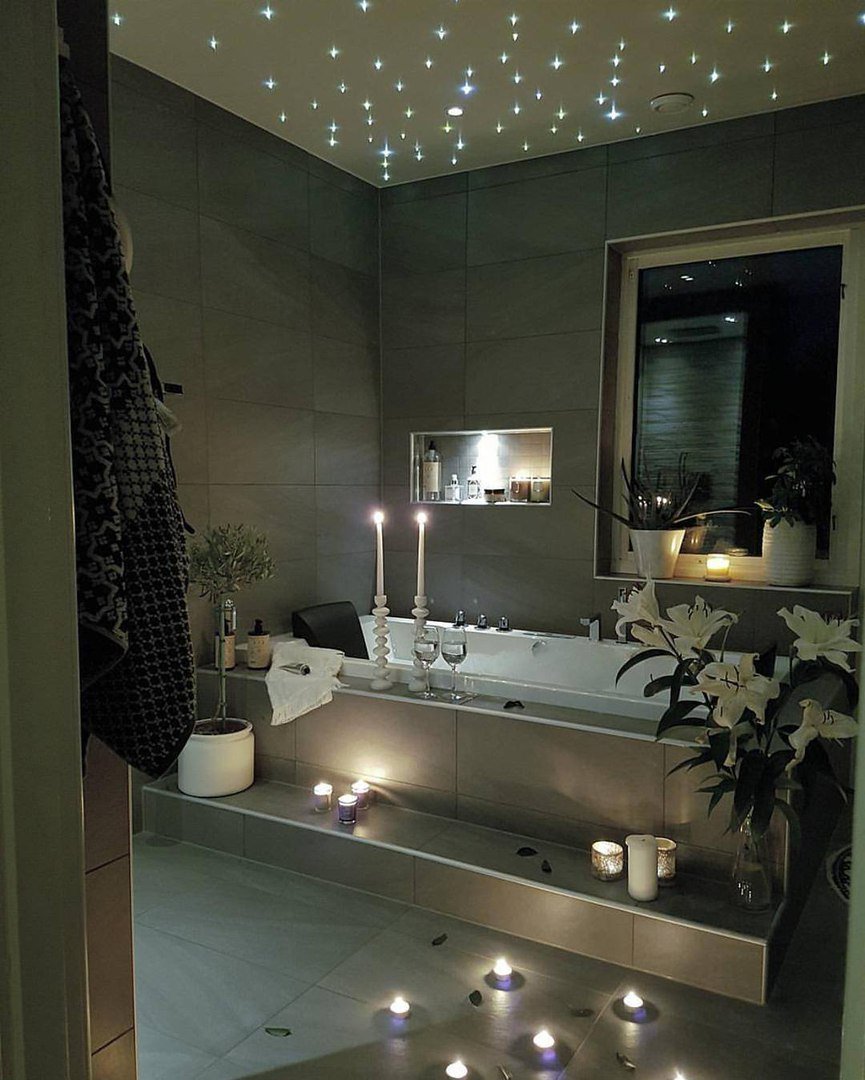 Ванная комната с подсветкой