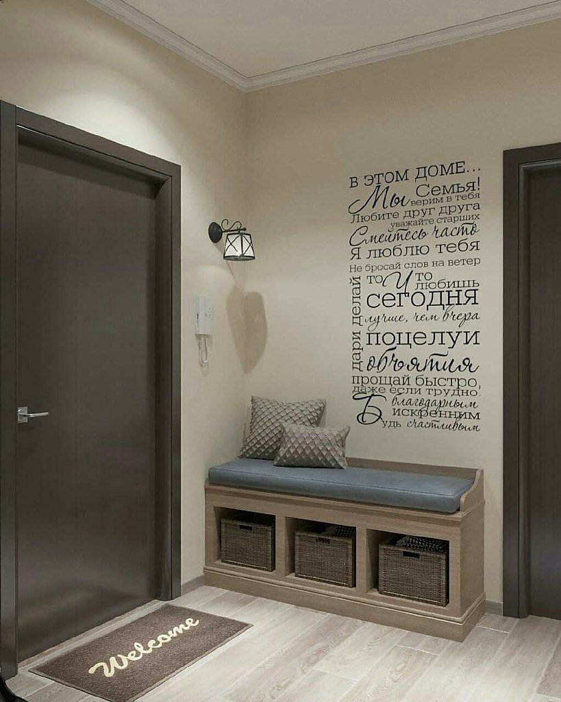 Белый кирпич в интерьере прихожей