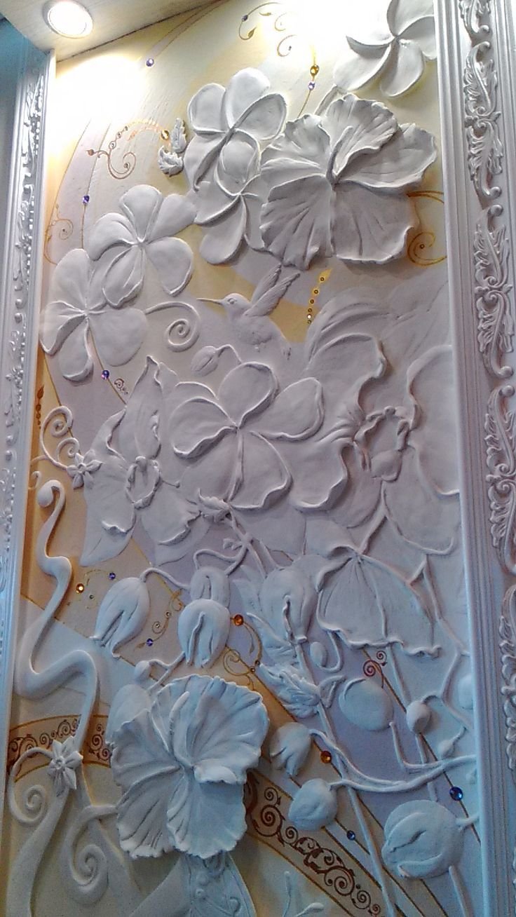 Барельеф Лиана