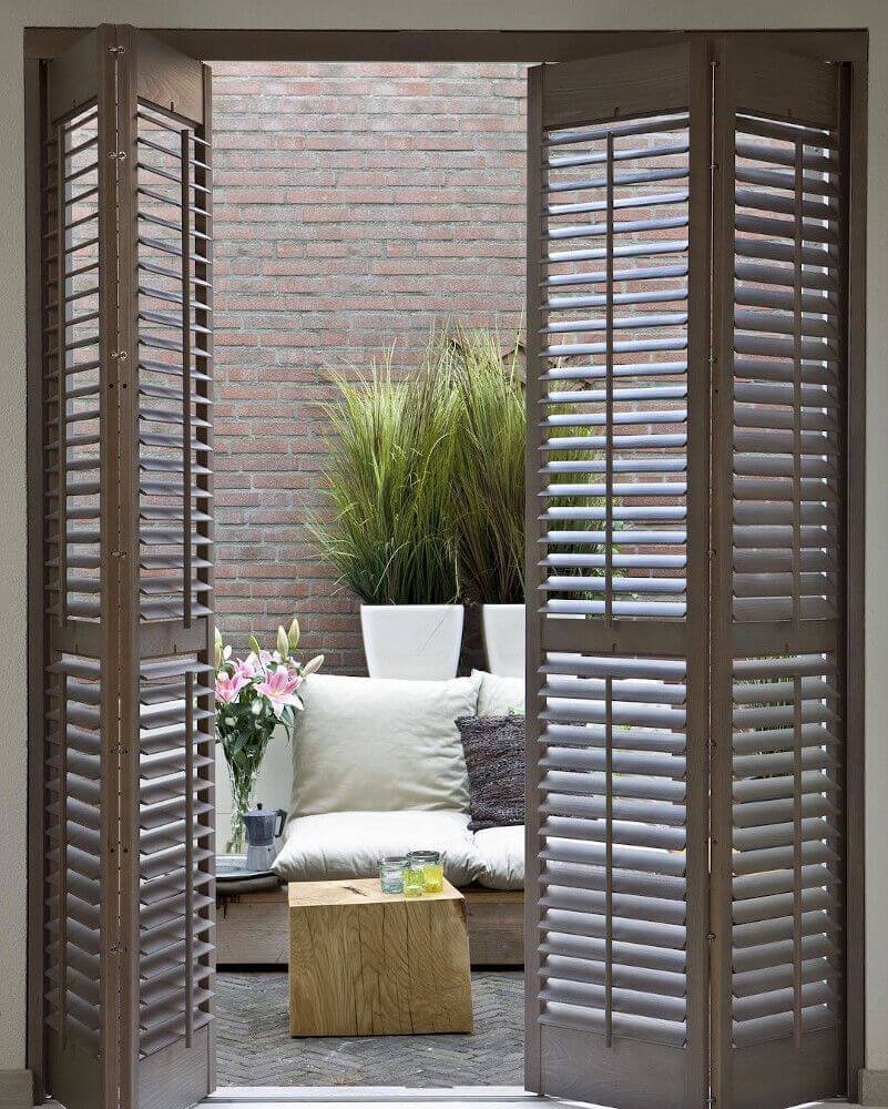 Деревянные жалюзи перегородки