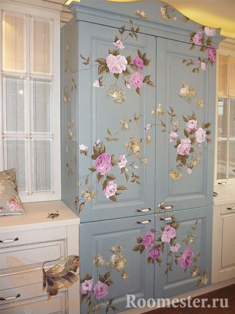 Декупаж шифоньера в стиле Прованс