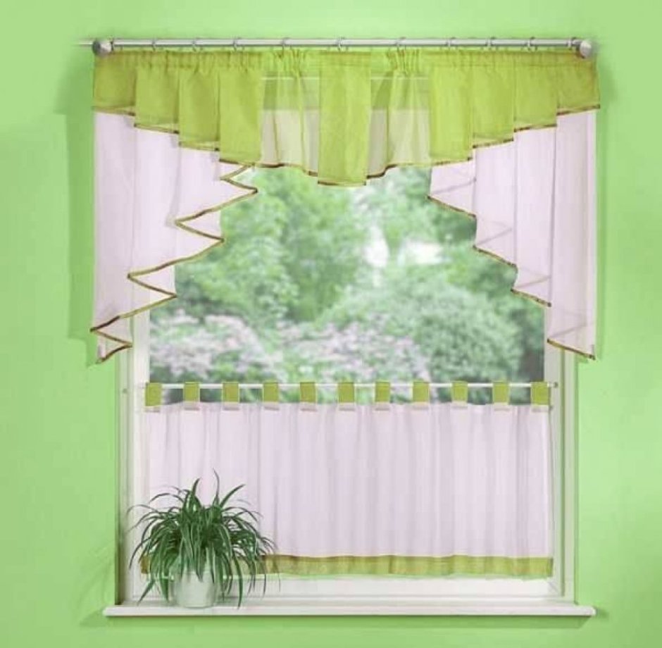 Шторы на небольшое окно в спальне