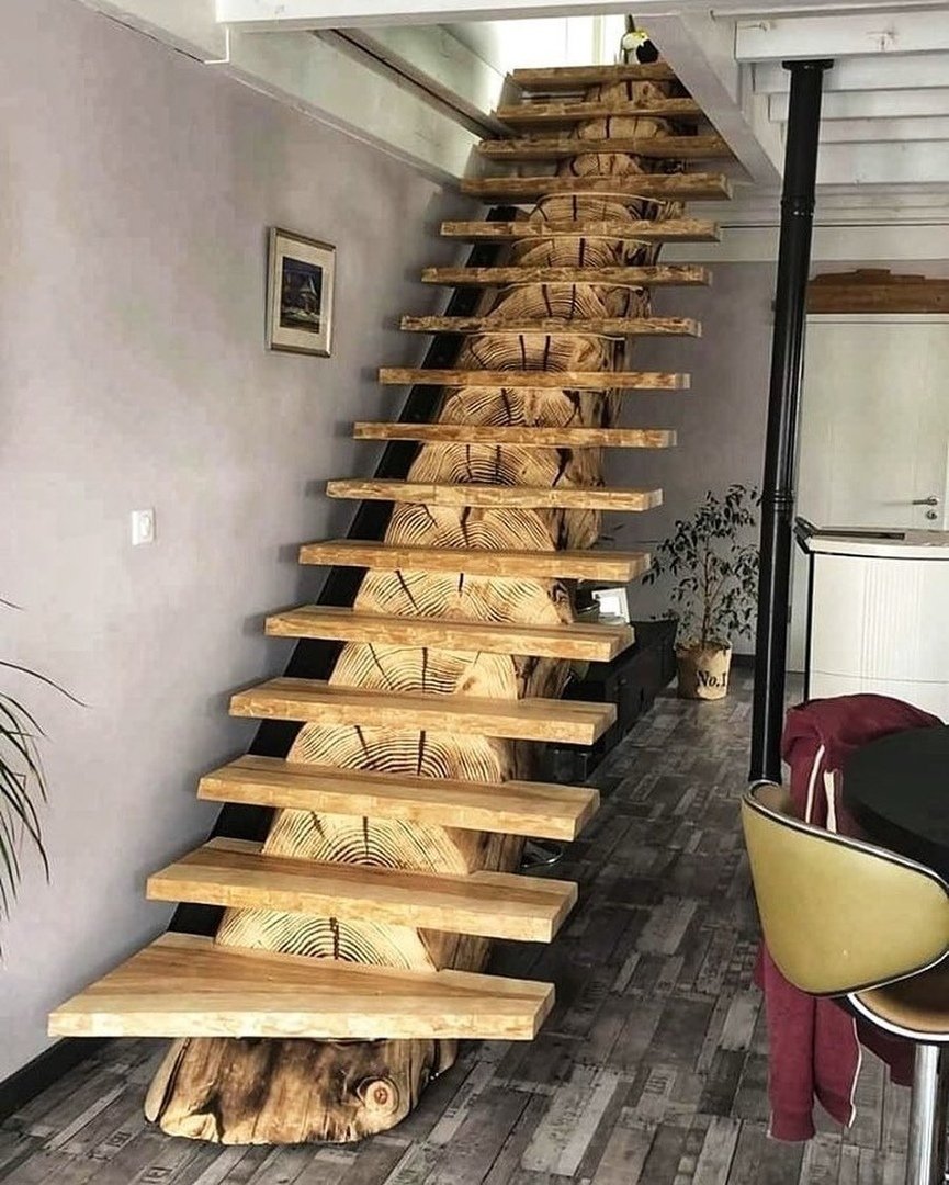 Необычные лестницы из дерева
