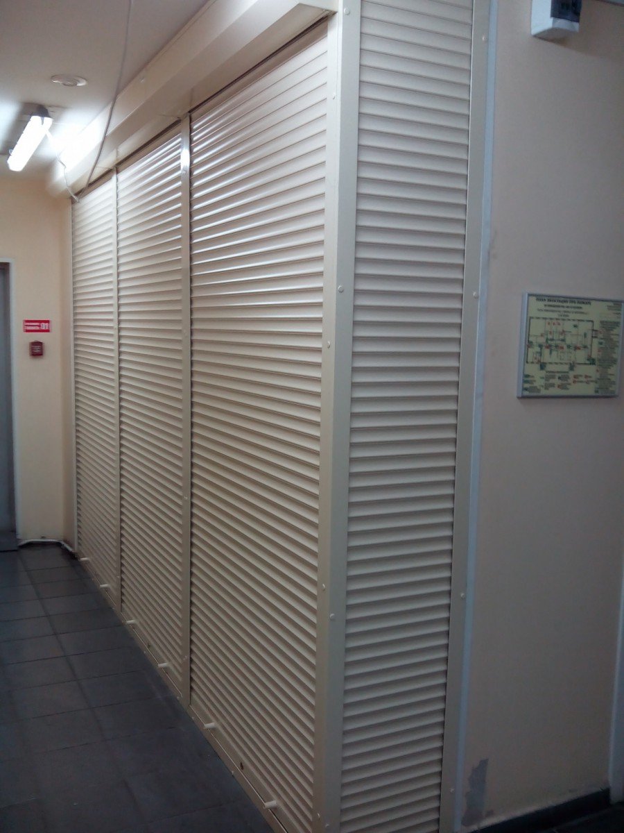 Жалюзийные двери Леруа