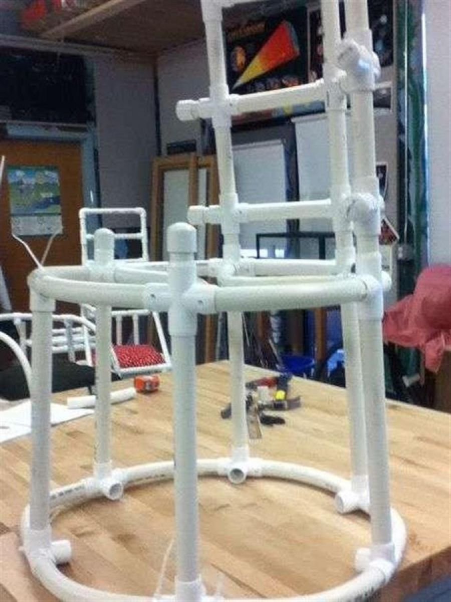 Табуретка из полипропилена