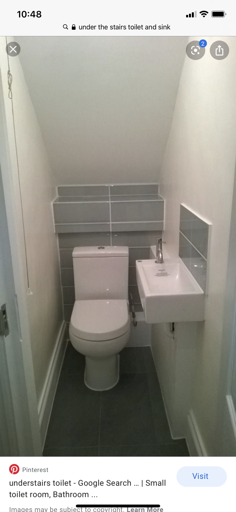 Гостевой туалет под лестницей