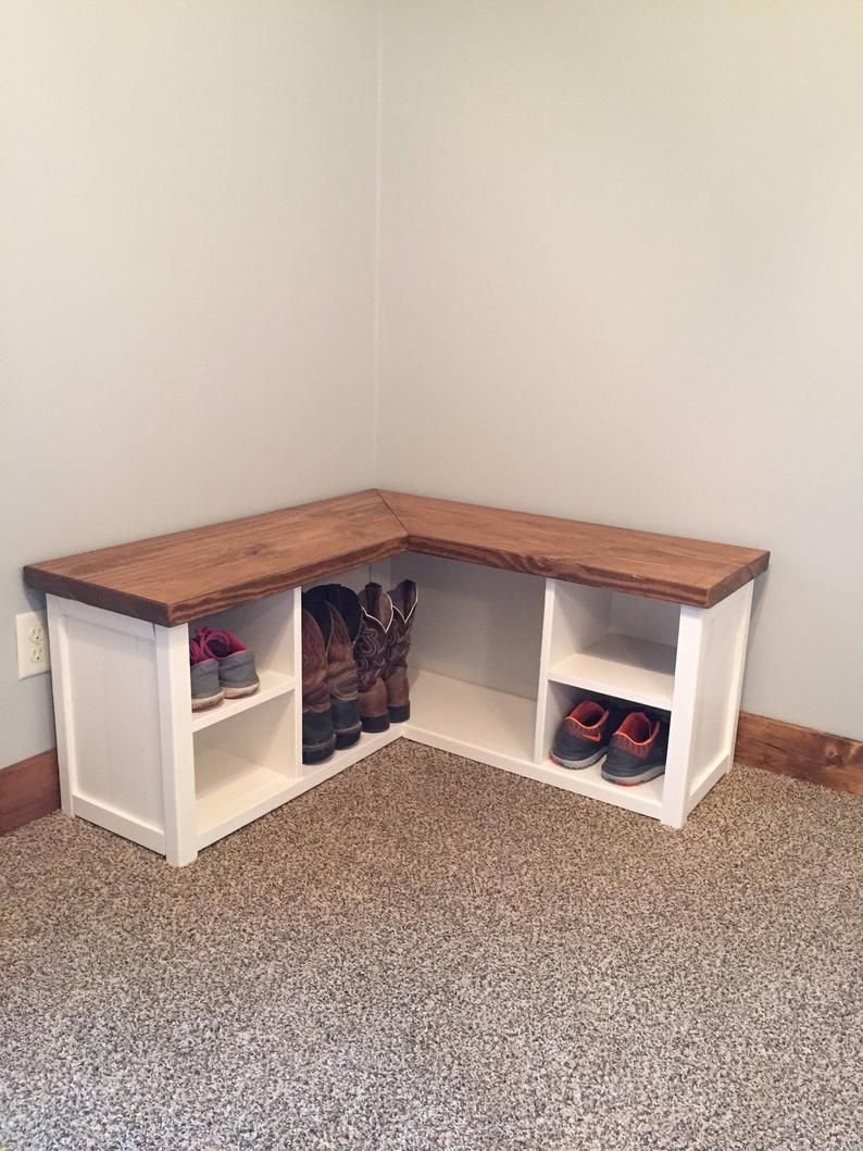 Угловая полка под обувь