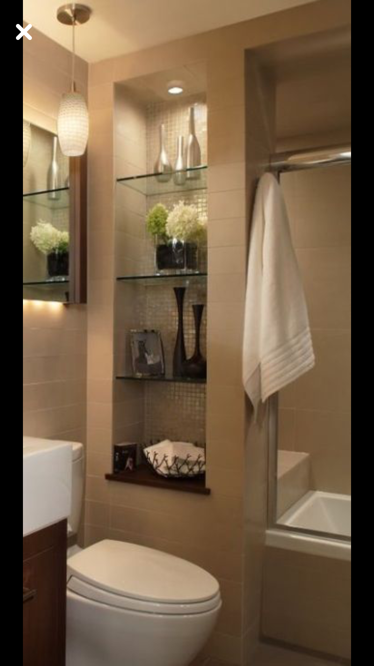 Полки над инсталляцией