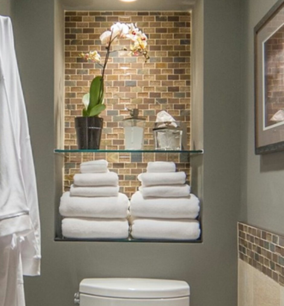 Туалет с подвесным унитазом