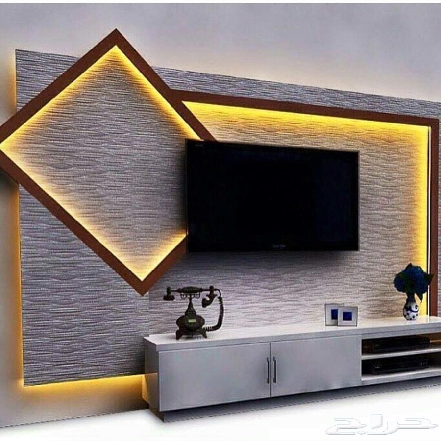 Подсветка стены с телевизором