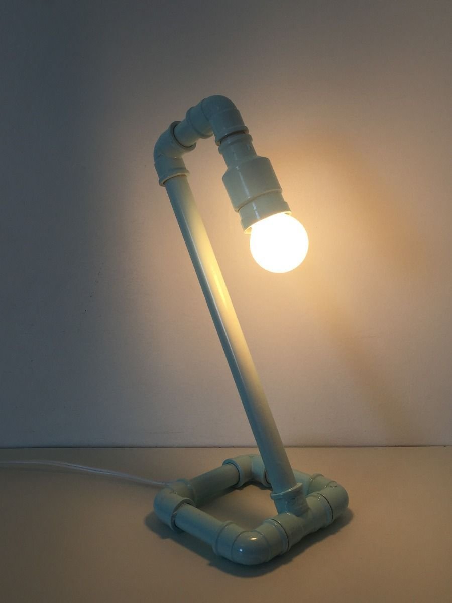 Настольная лампа из ПВХ труб