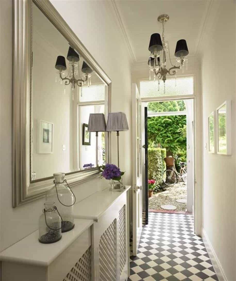 Светлая прихожая