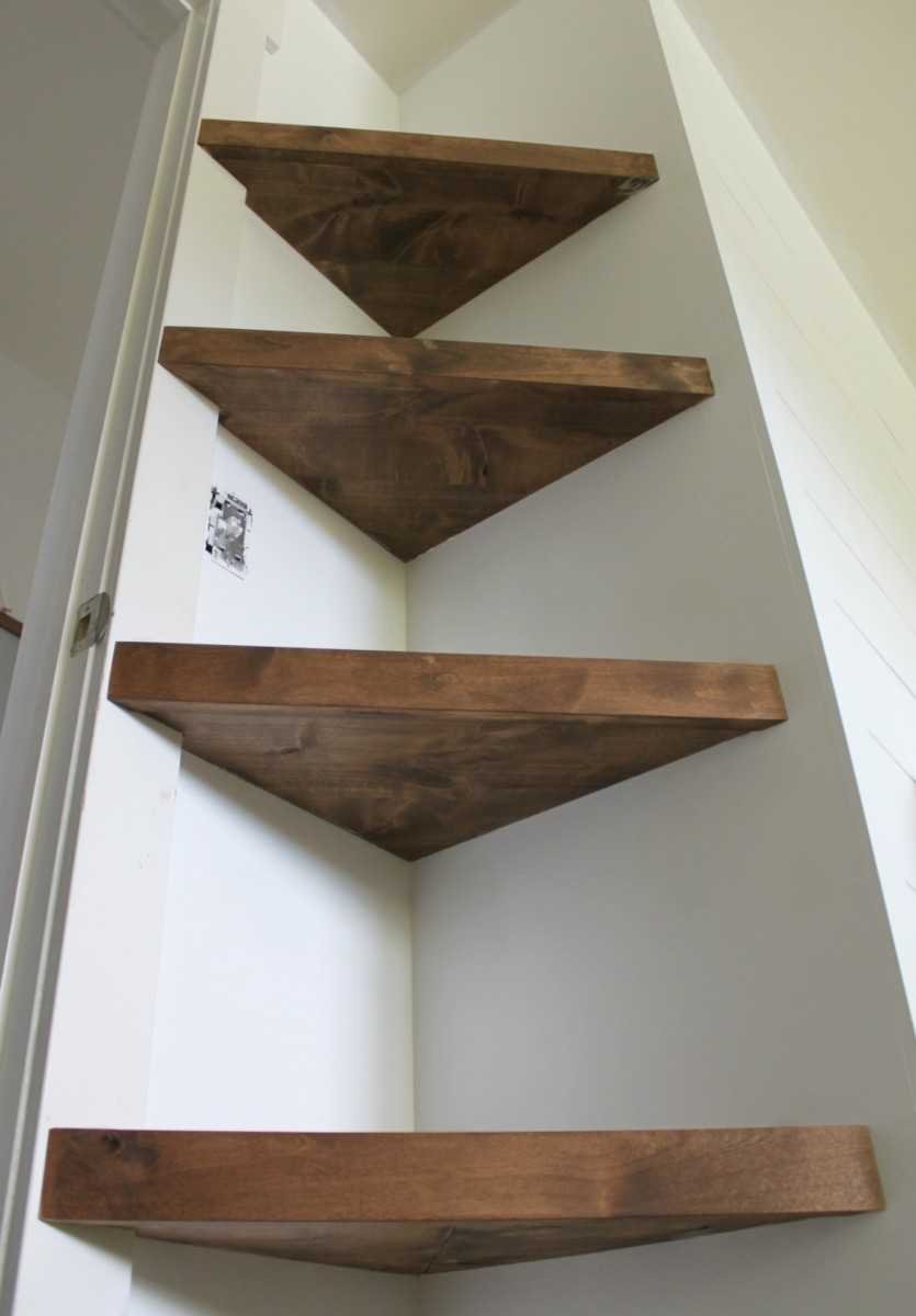 Угловая полка в прихожую