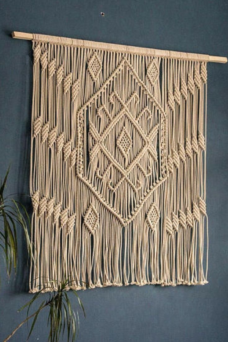 Плетеное панно на стену