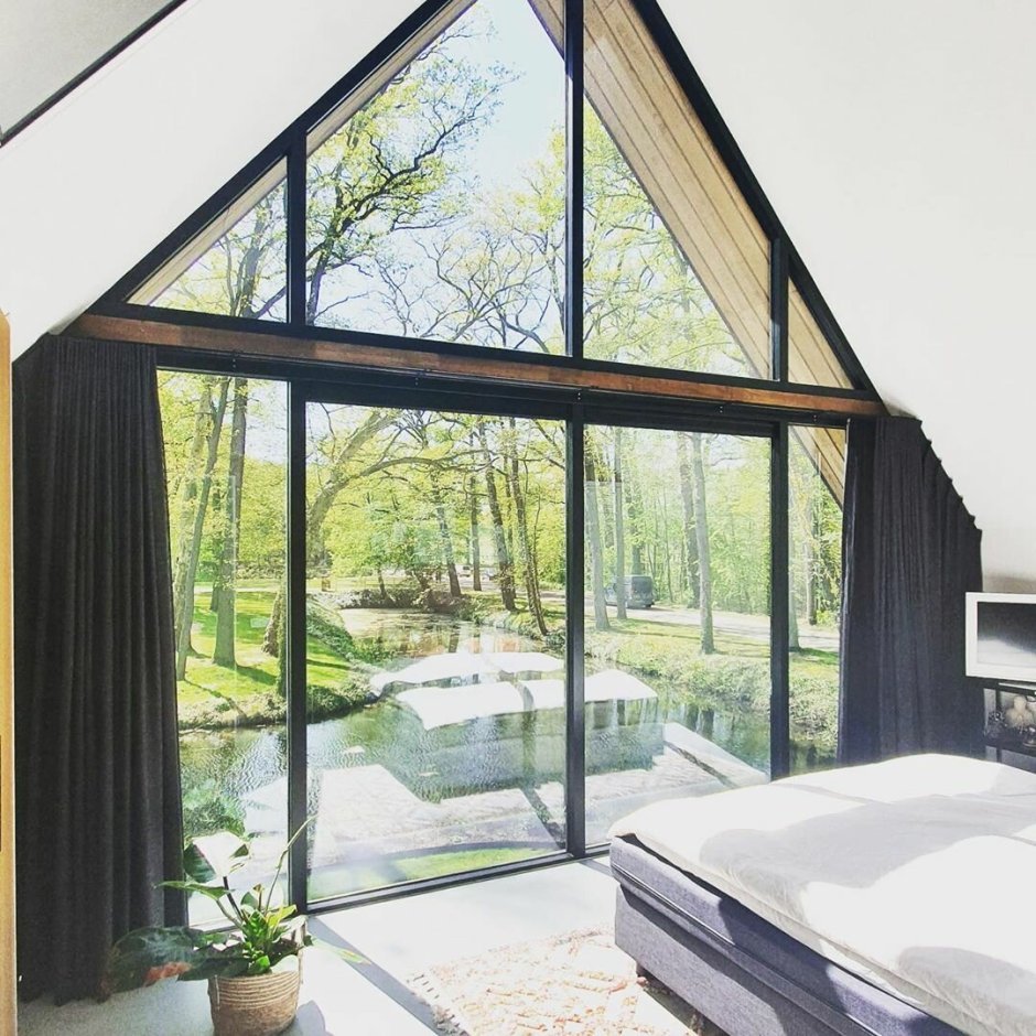 Окна на мансарде