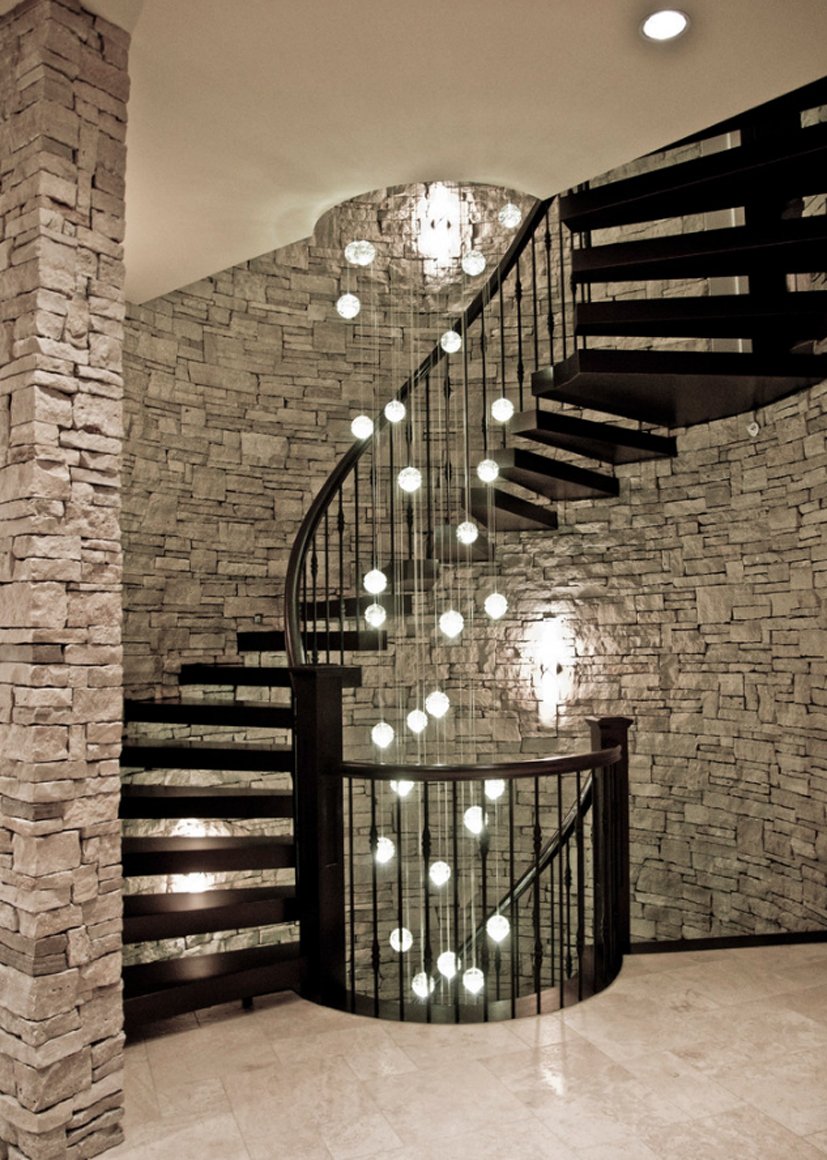 Интерьер лестничного пролета