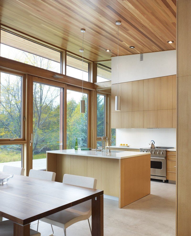 Кухня 15 кв м с панорамным окном
