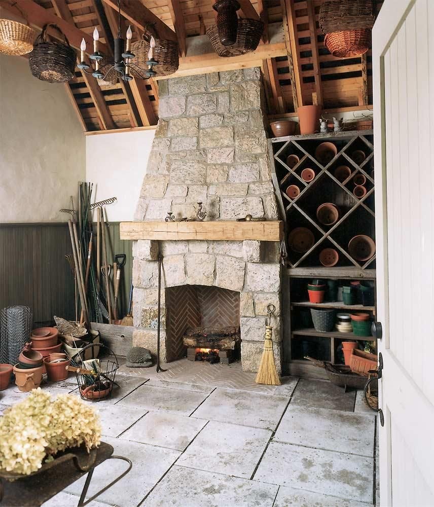 Камин в гараже своими