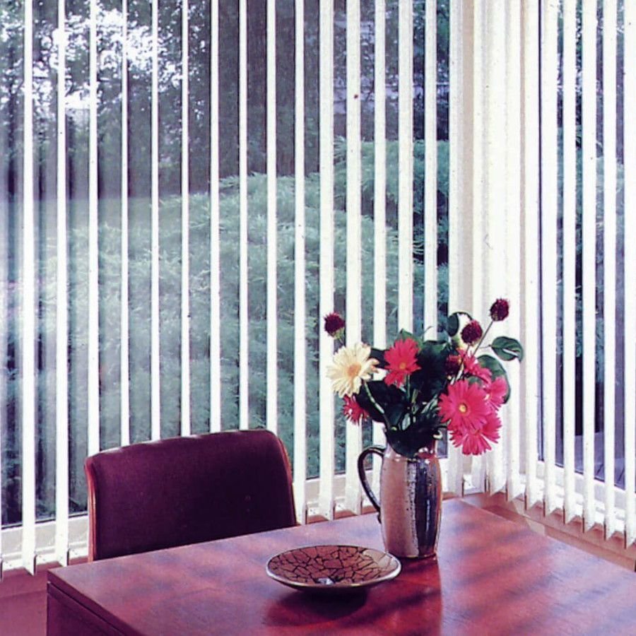 Вертикальные жалюзи в интерьере