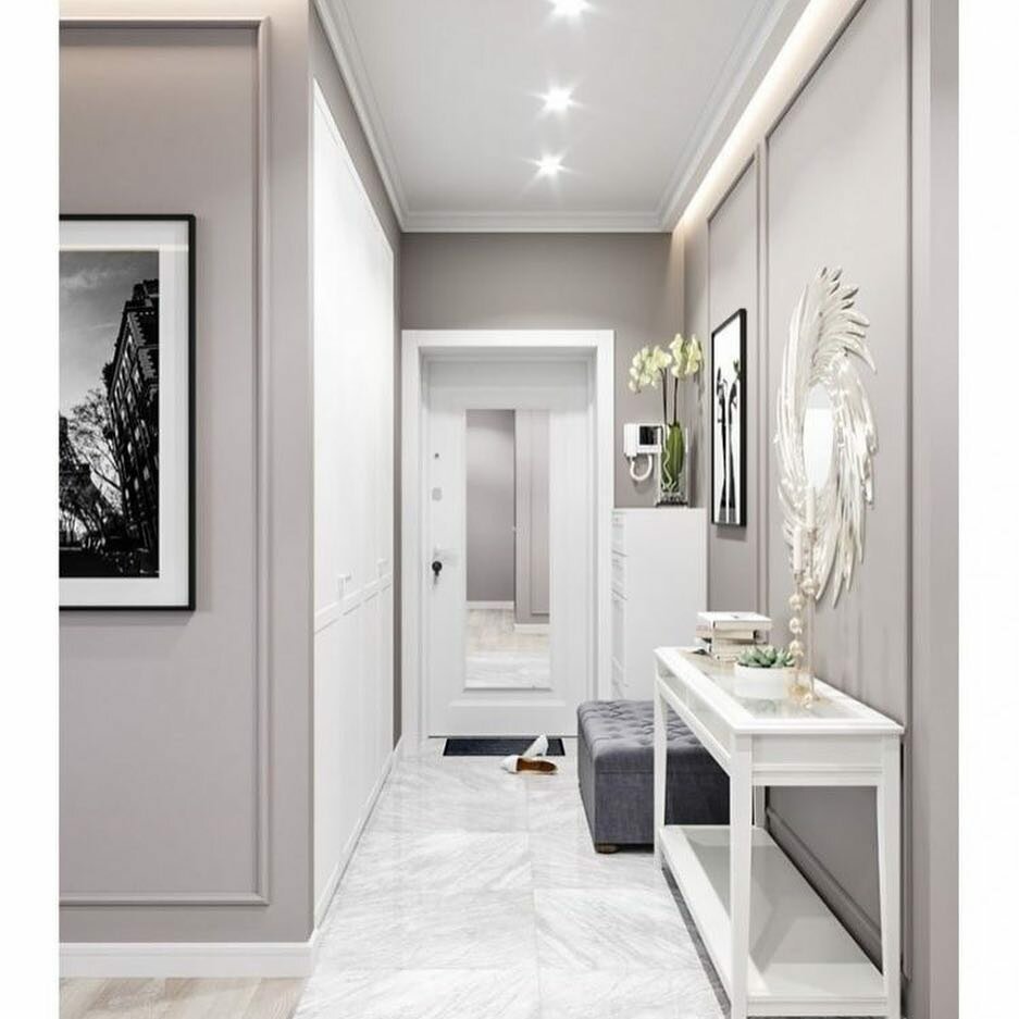 Серые стены в прихожей