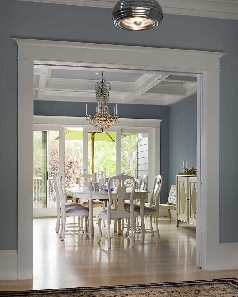 Проем между кухней и гостиной