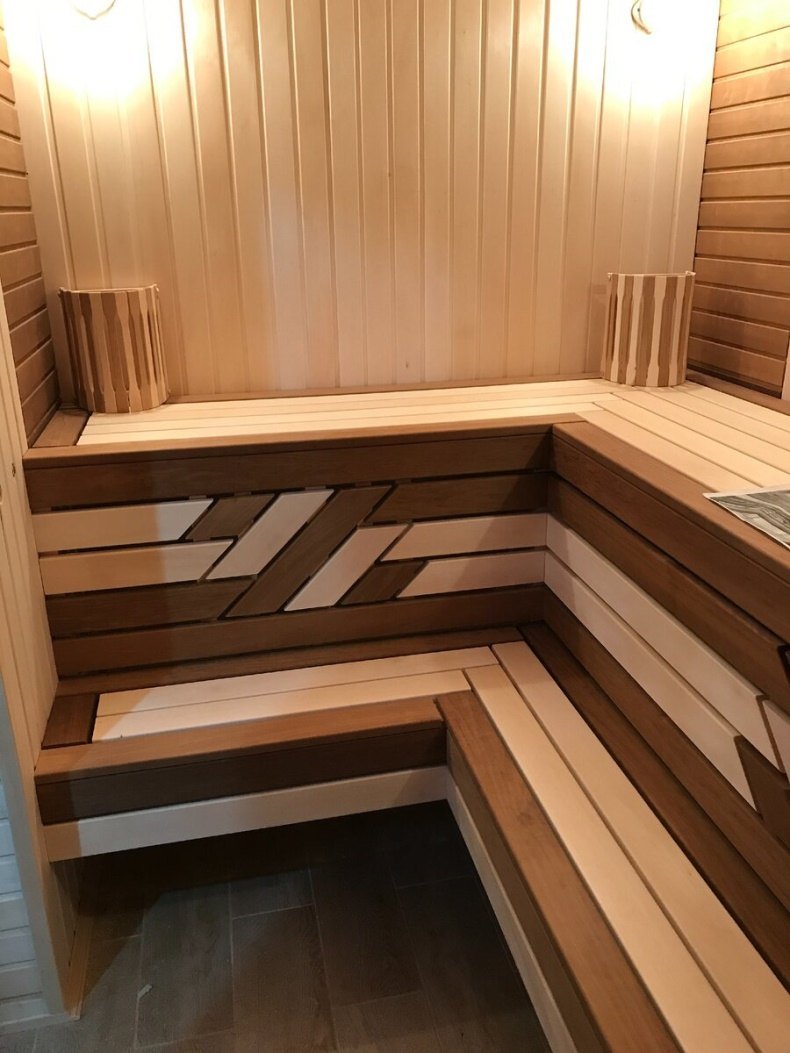 Выдвижной полок в парилке