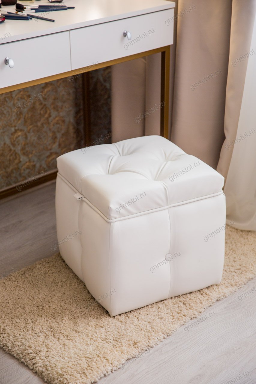 Кресло для туалетного столика