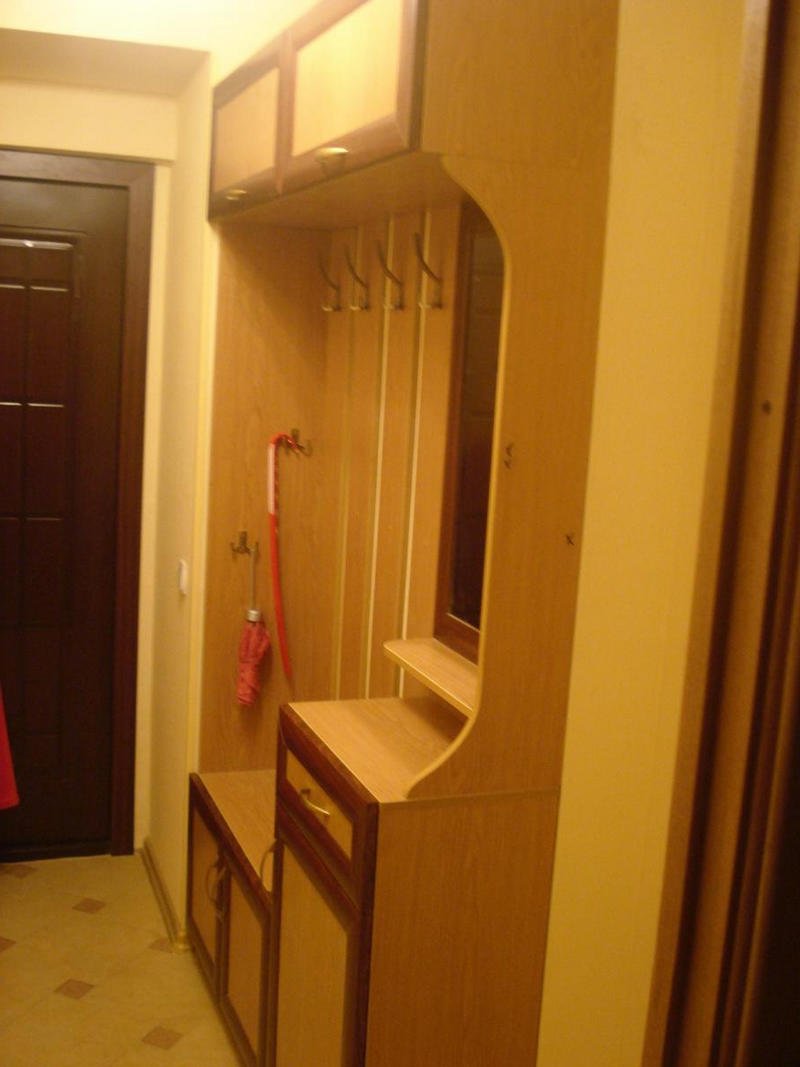 Мебель в узкую прихожую в хрущевке