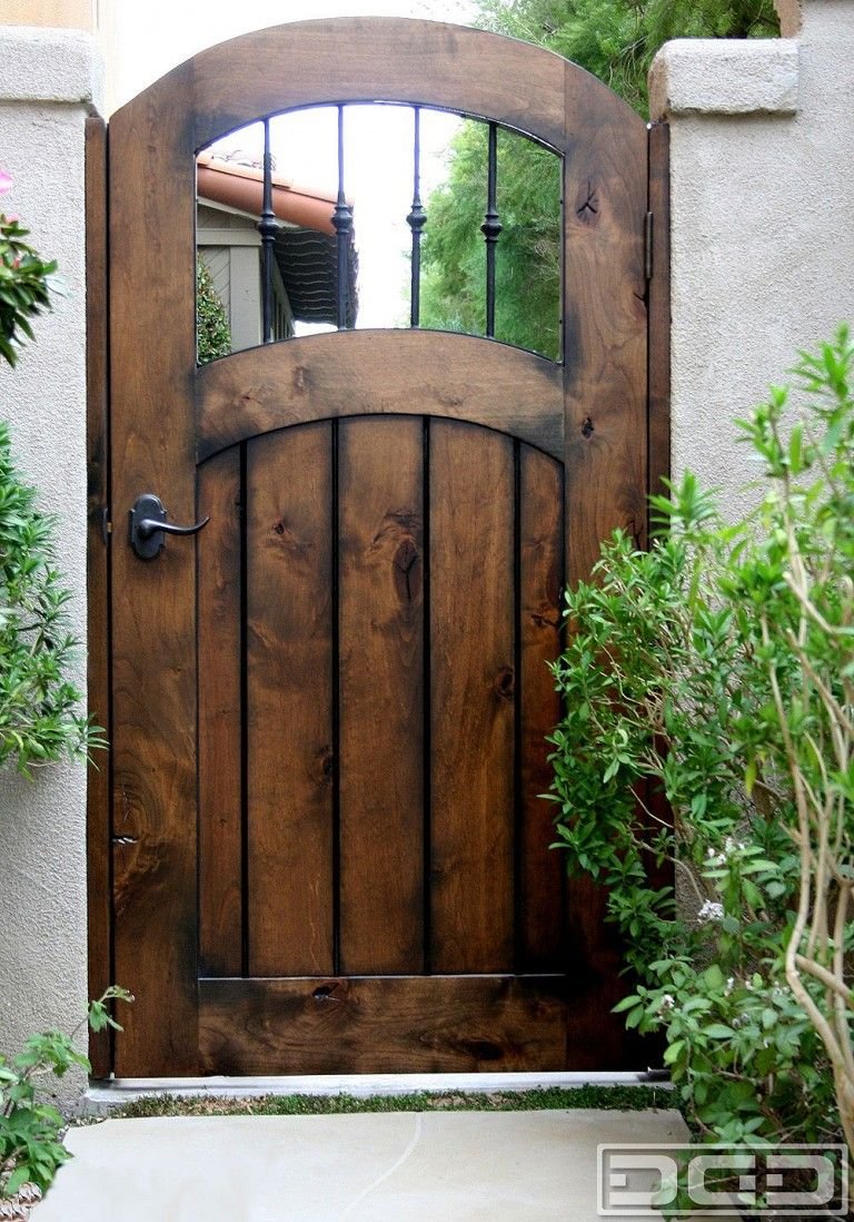 Калитка из дерева